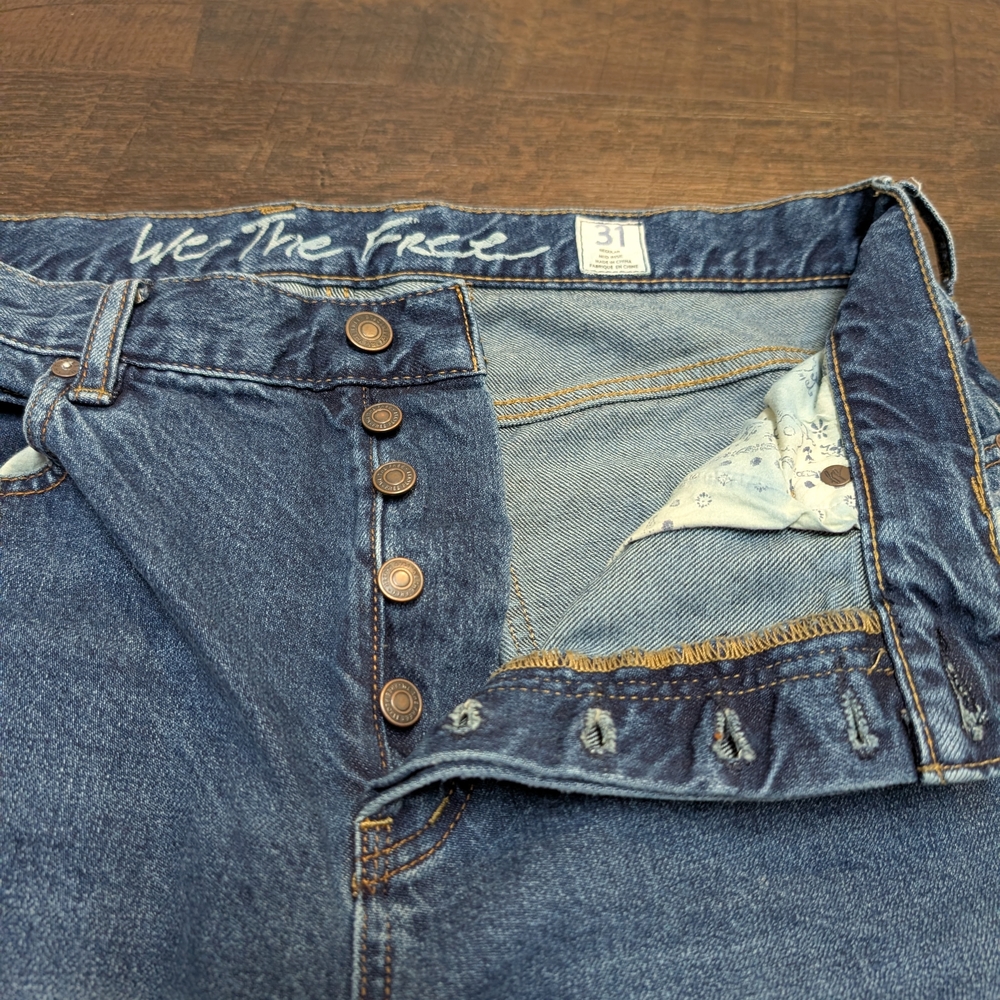 "We The Free" by Free People Distressed Raw Hem Jeans Size 31 - Picture 4 of 6